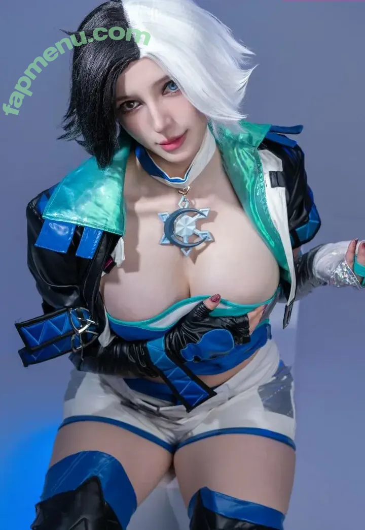 hioshicos nude photo #0316 (hioshicos)