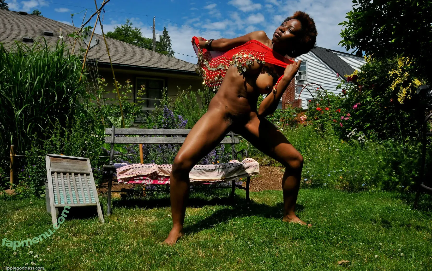 HippieGoddess nude photo #0023 (hippie___goddess / hippiegoddess69)