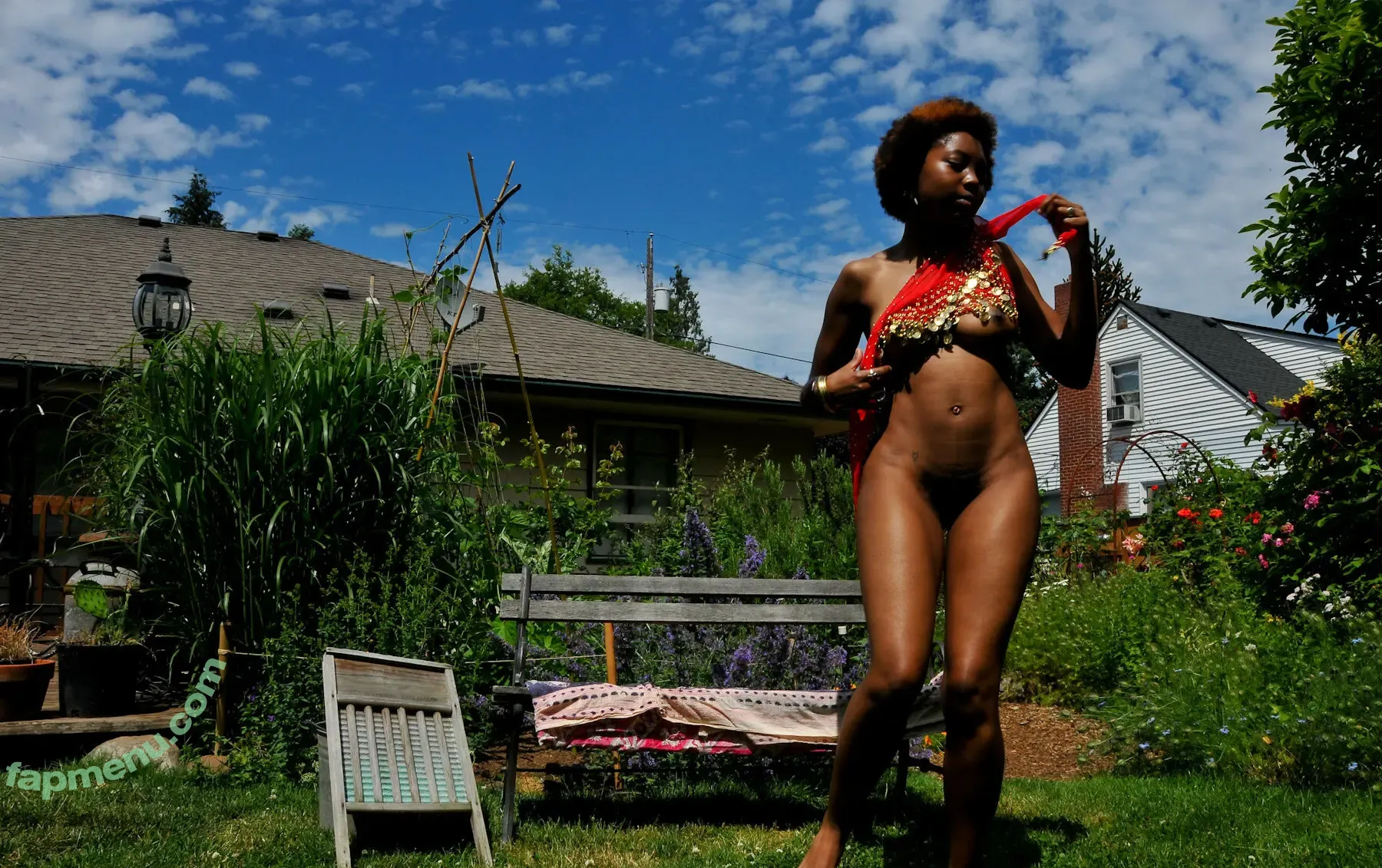 HippieGoddess nude photo #0040 (hippie___goddess / hippiegoddess69)