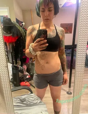  nude photo #0003