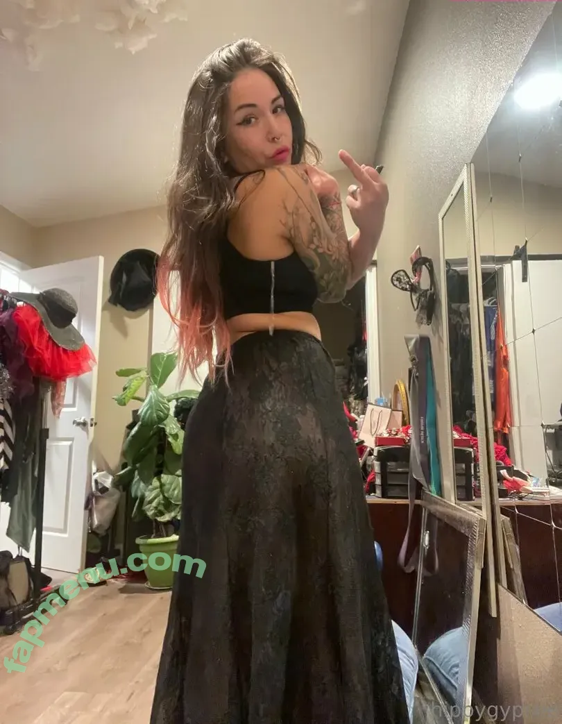 hippygypsee nude photo #0013 (hippygypsee)