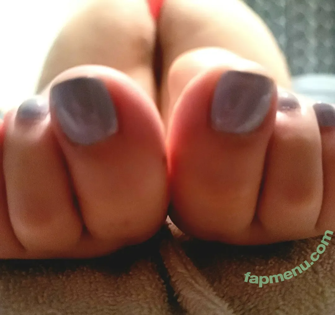 hipstosoles nude photo #0022 (blargherblargh)