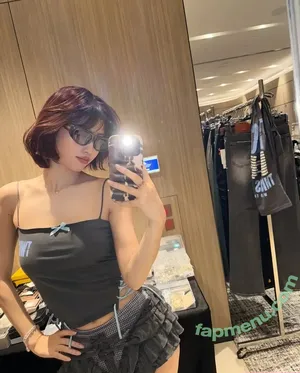 Hirai Momo / TWICE / momo nude photo #0162