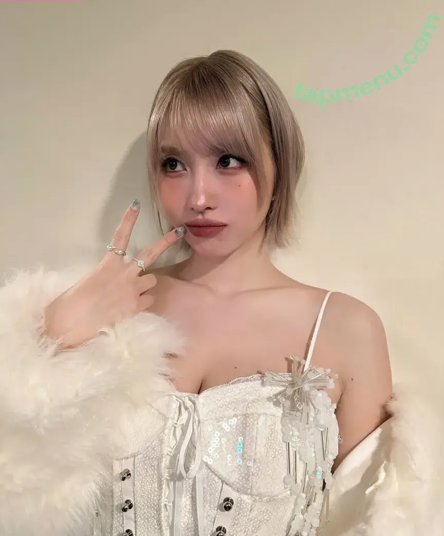 Hirai Momo nude photo #0050 (TWICE / momo)