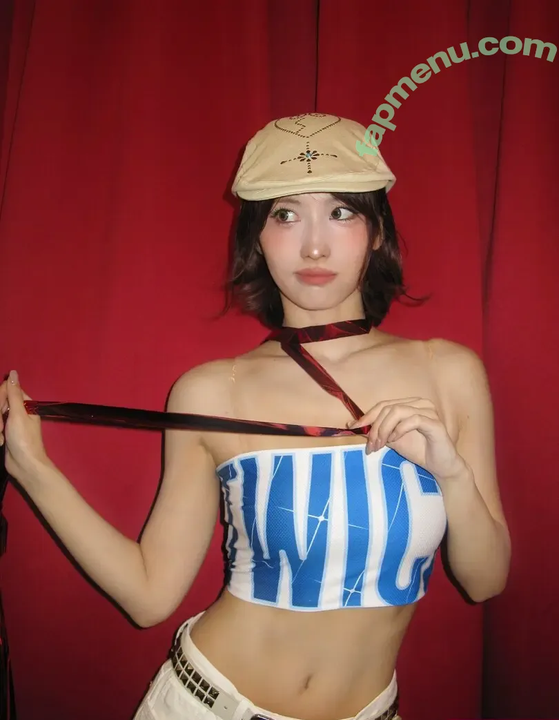 Hirai Momo nude photo #0187 (TWICE / momo)