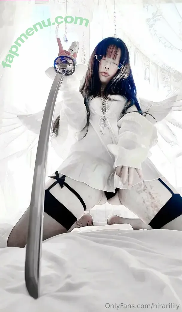 hirarilily nude photo #0123 (Hirari Ikeda / piercedpupil)