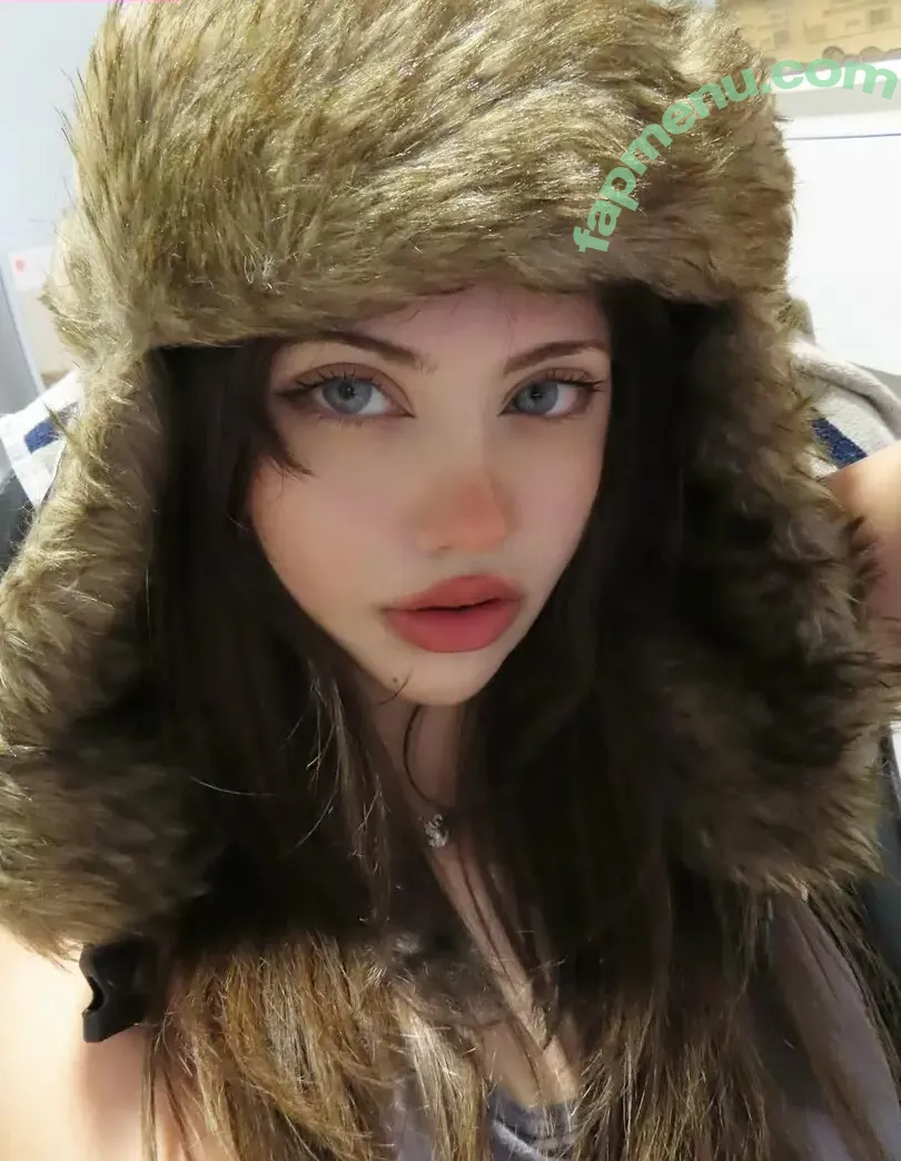Hirixie nude photo #0002 (Hirixie)