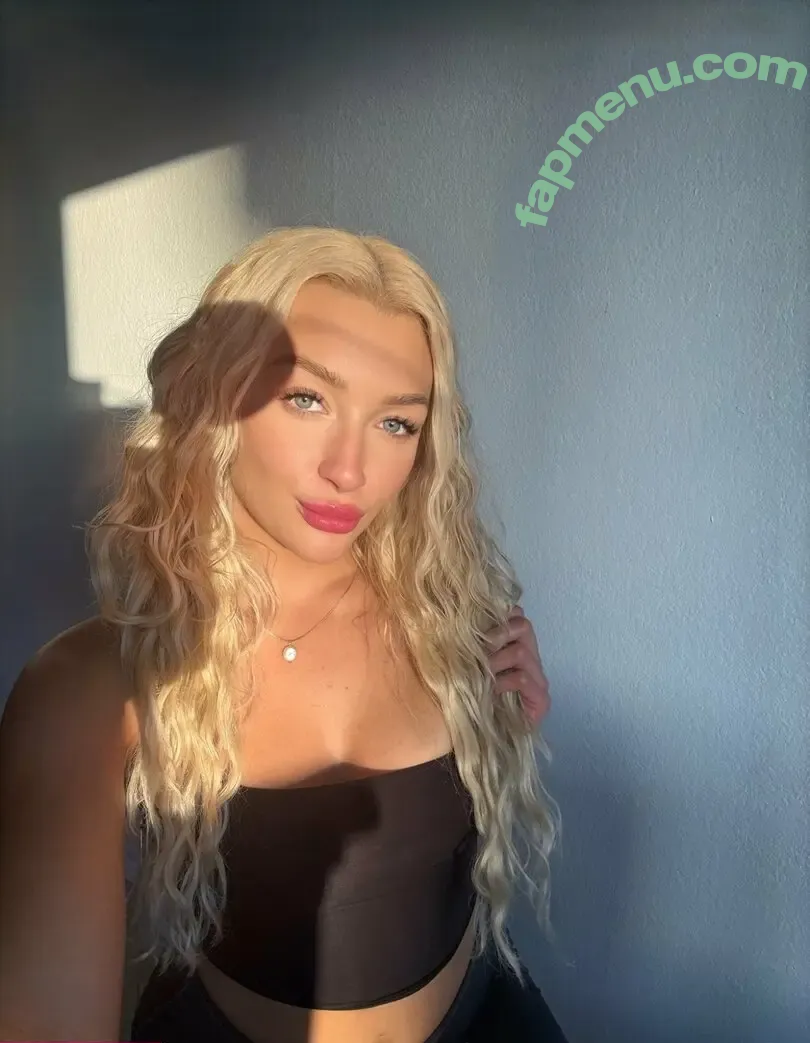 hiserenafox nude photo #0008 (hiserenafox)