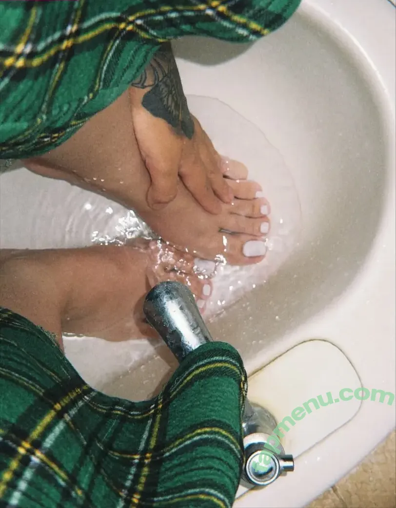 Hispanic nude photo #1312 (Latina Women / dianaMriveraa / dianamrivera_ / dianariveraa)