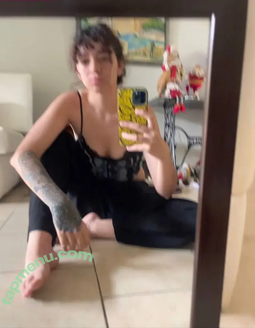 Hispanic nude photo #1313 (Latina Women / dianaMriveraa / dianamrivera_ / dianariveraa)