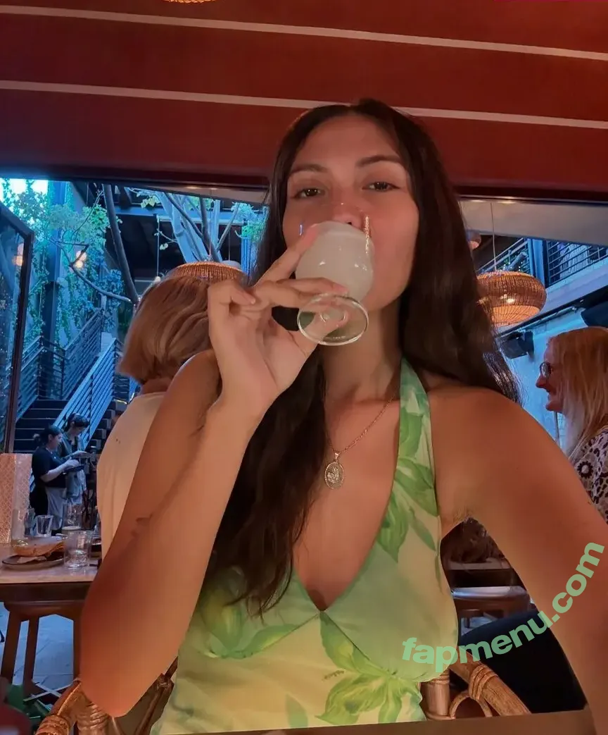 Hispanic nude photo #1712 (Latina Women / dianaMriveraa / dianamrivera_ / dianariveraa)