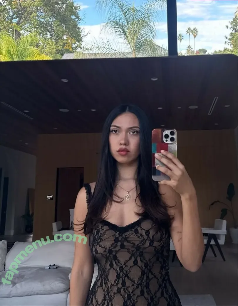 Hispanic nude photo #1725 (Latina Women / dianaMriveraa / dianamrivera_ / dianariveraa)