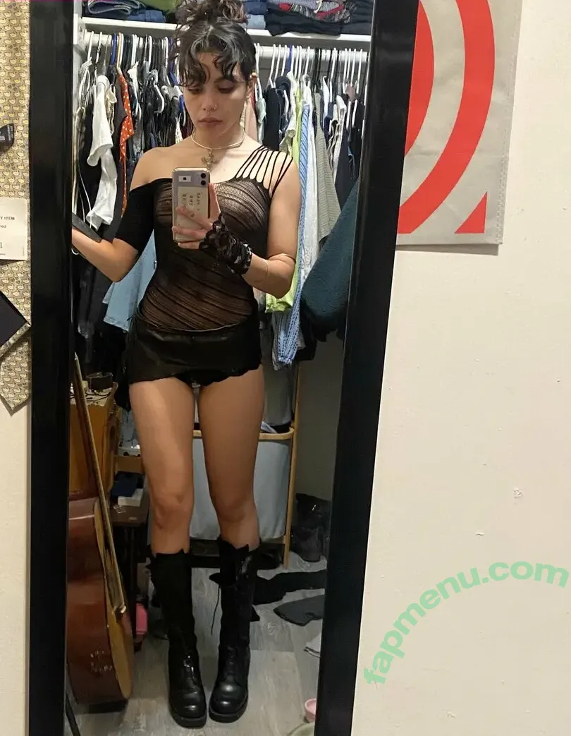 Hispanic nude photo #1727 (Latina Women / dianaMriveraa / dianamrivera_ / dianariveraa)