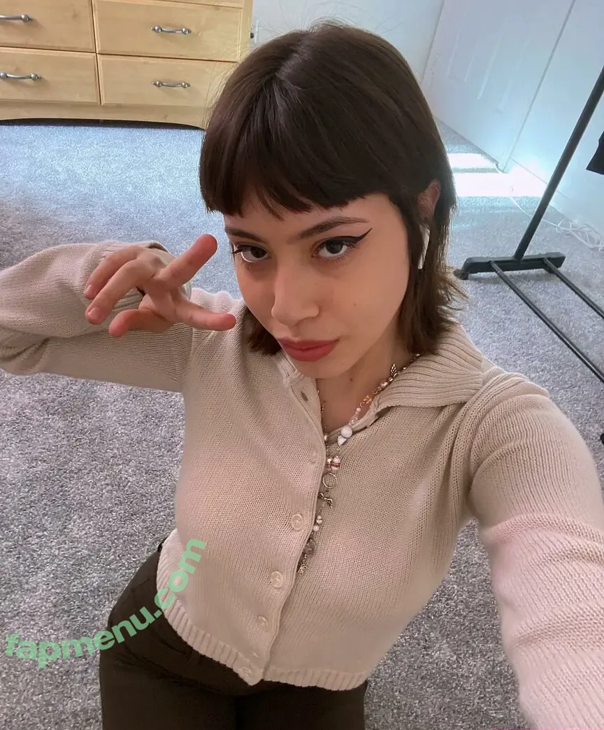 Hispanic nude photo #1752 (Latina Women / dianaMriveraa / dianamrivera_ / dianariveraa)