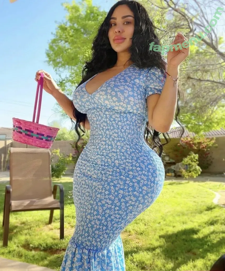 Hispanic nude photo #1799 (Latina Women / dianaMriveraa / dianamrivera_ / dianariveraa)