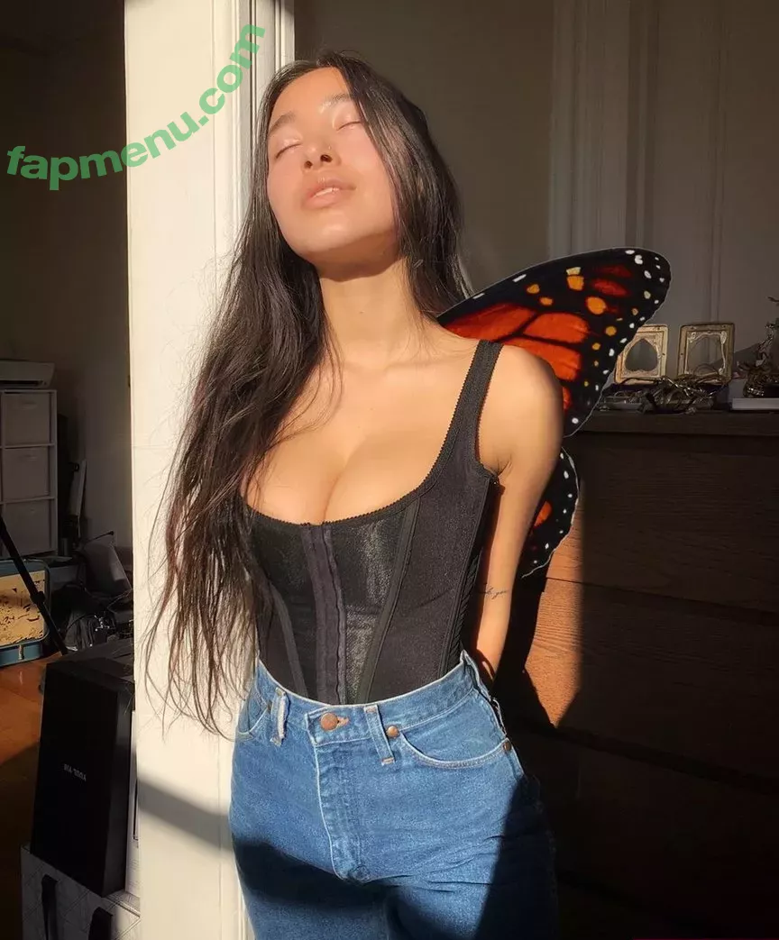 Hitomi Mochizuki nude photo #0007 (yaknowme_hitomi)