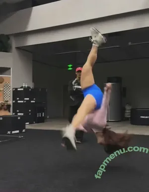 Hitomi Songyuxin / Lindsay78690789 / i_am_hitomi_1994 / songyuxinhitomi nude photo #1237