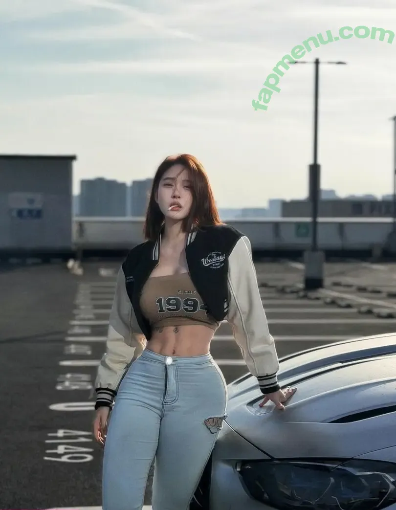 Hitomi Songyuxin nude photo #1242 (Lindsay78690789 / i_am_hitomi_1994 / songyuxinhitomi)