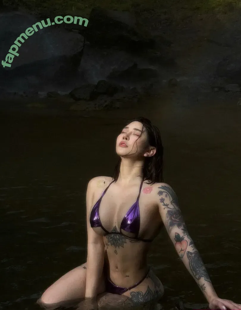 Hitomi Songyuxin nude photo #1258 (Lindsay78690789 / i_am_hitomi_1994 / songyuxinhitomi)