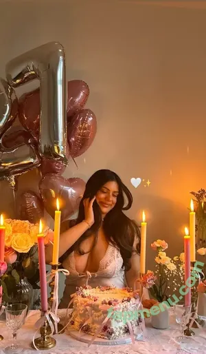 Hixra ASMR / HixraASMR / asmrmaddy nude photo #0039