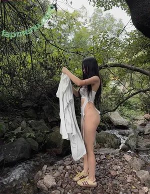 hiyrose / Gigi nude photo #0031