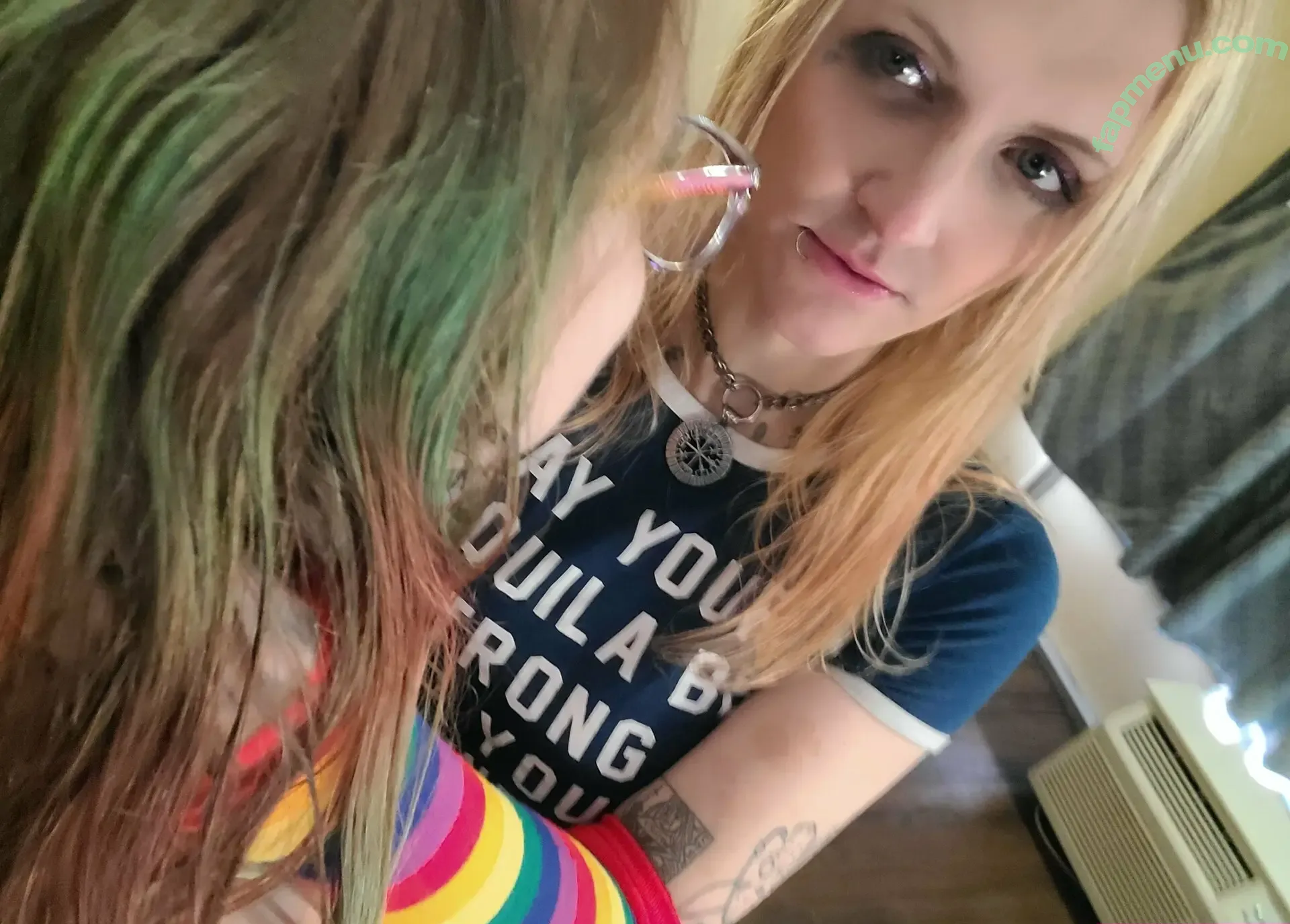 hksmilf90 nude photo #0060 (hksmilf90)