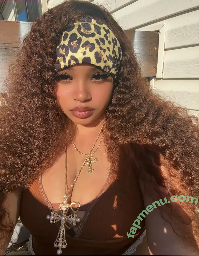 Hldmyblunt nude photo #0014 (_bluntblunt / sukanese)