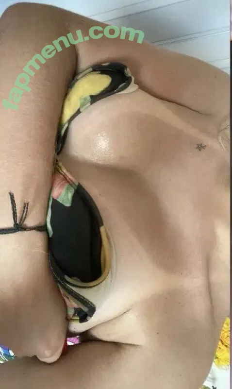 Hnnh T3ly nude photo #0003 (hannah.stly)