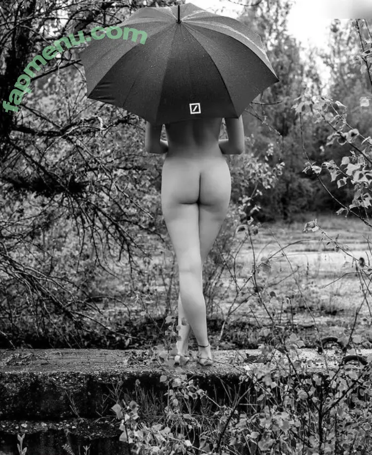 Hnnhofficial nude photo #0028 (Hnnhofficial)