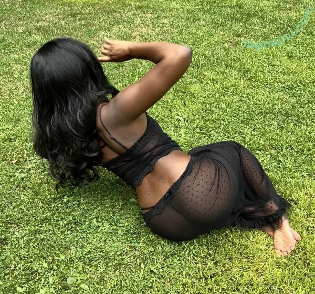 hnykitea nude photo #0039 (hny.tea)