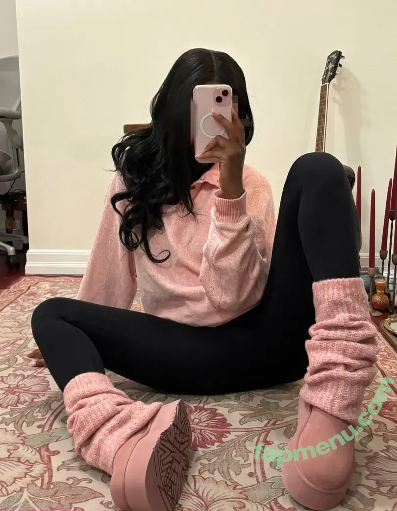 hnykitea nude photo #0048 (hny.tea)