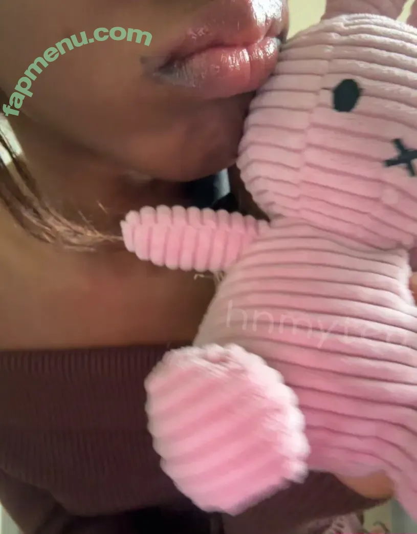 hnykitea nude photo #0061 (hny.tea)