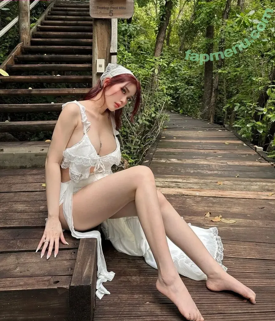Hoàng Nhân Linh Chi nude photo #0202 (hoangnhanlinhchii)