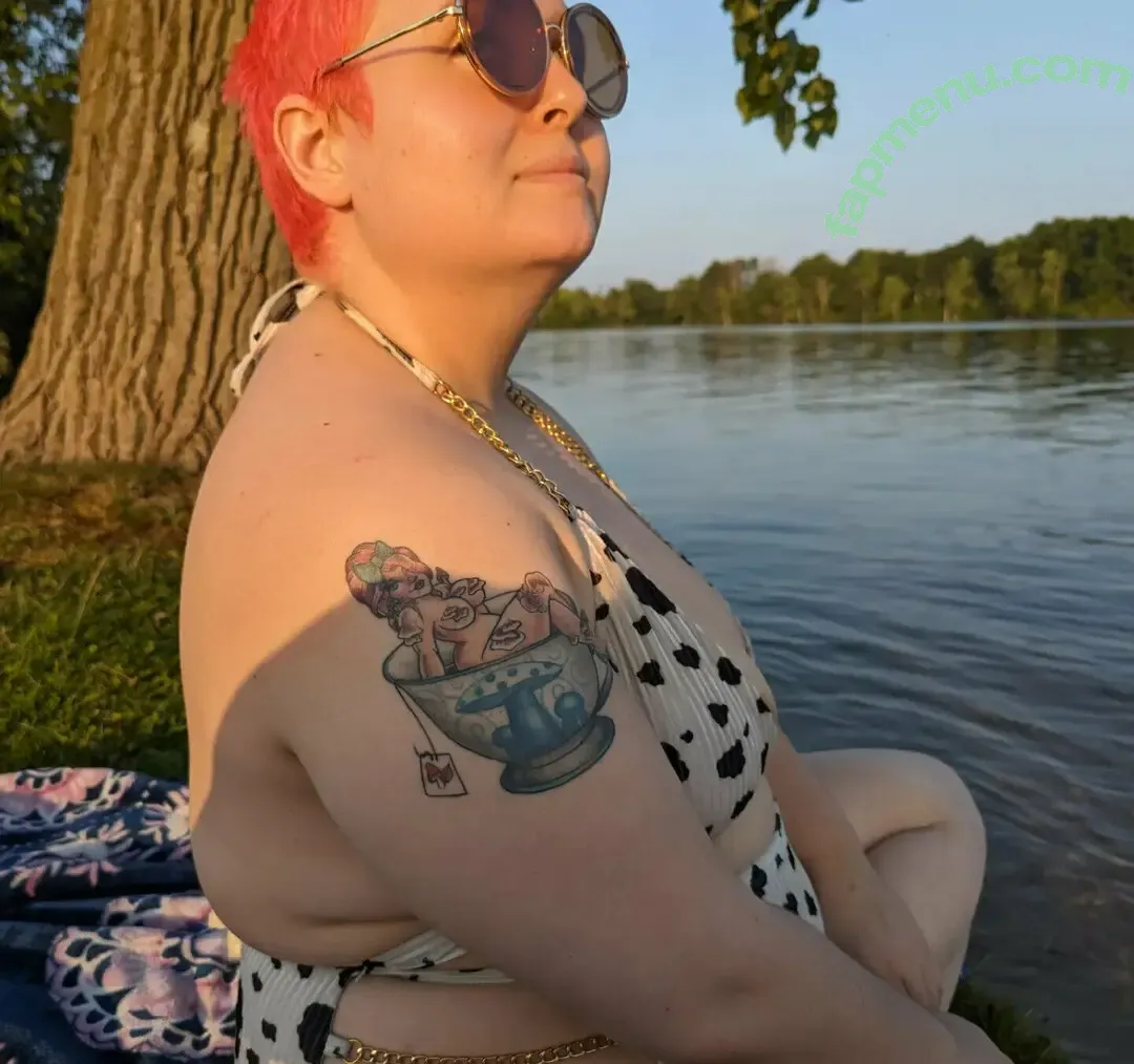 hobosis nude photo #0020 (hobosis)