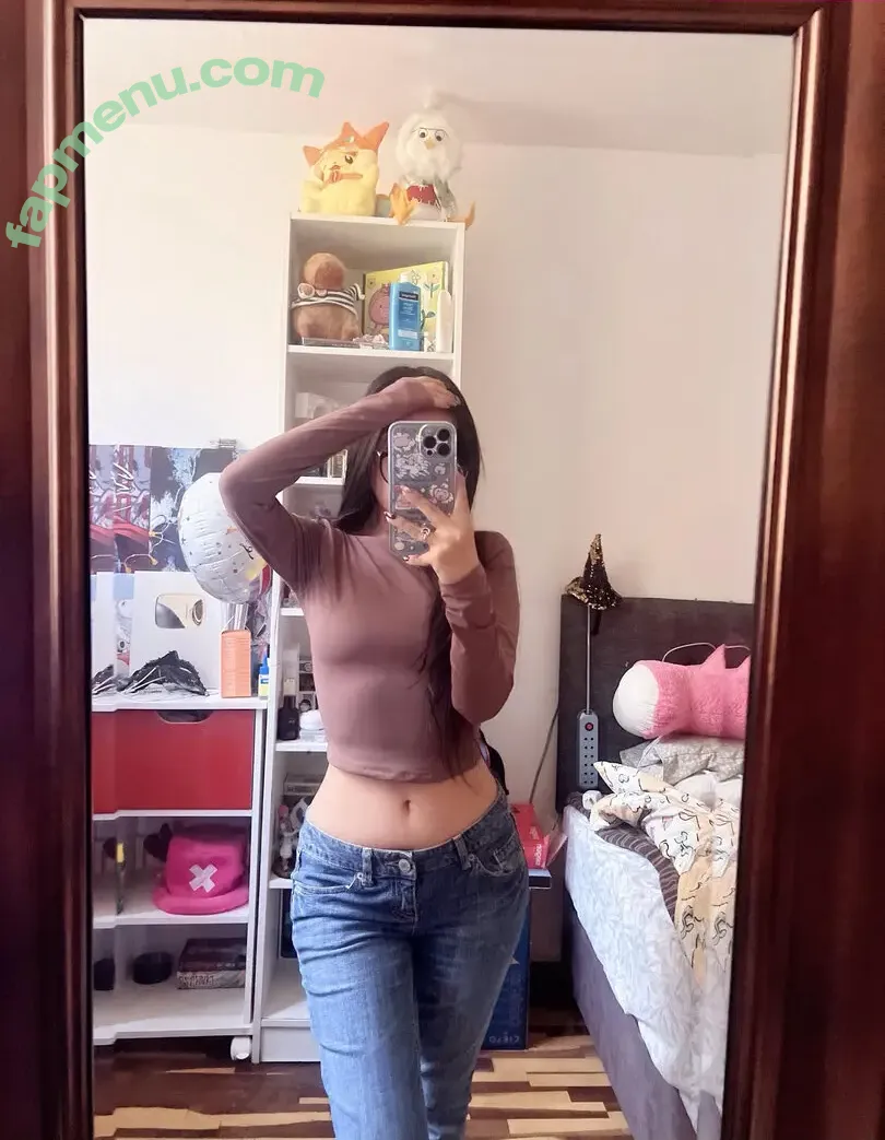 Holisofi nude photo #0015 (iholisofi)
