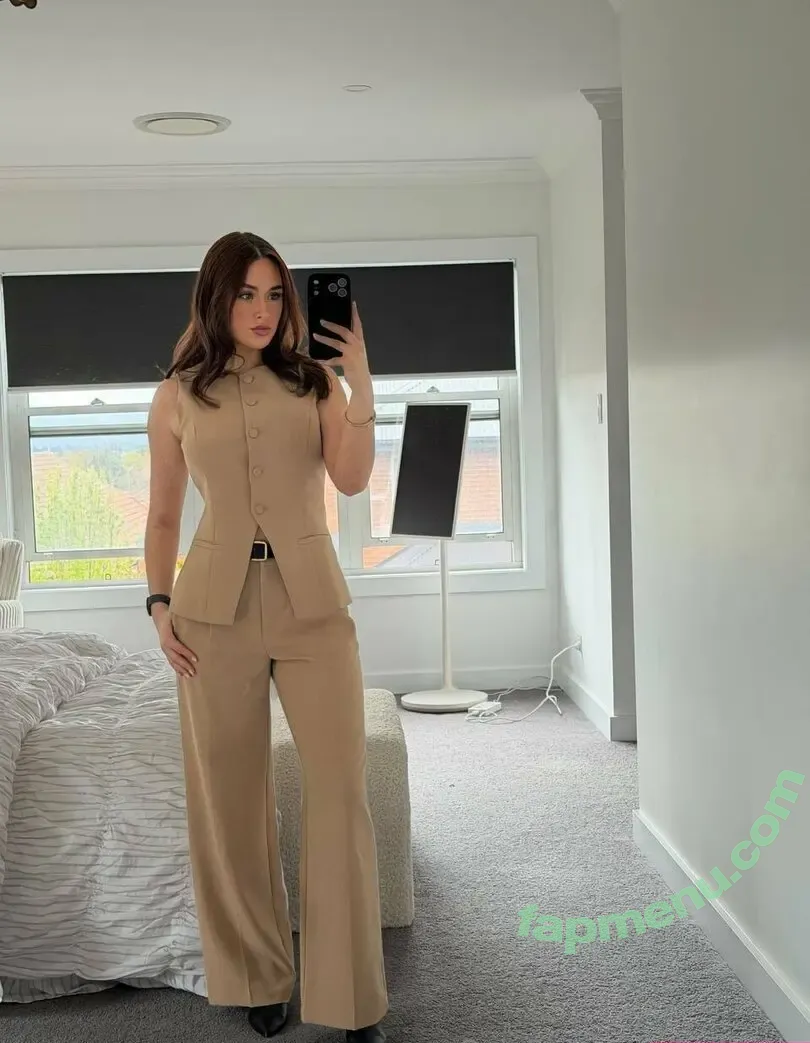 hollbabe nude photo #0055 (hollbabe_)