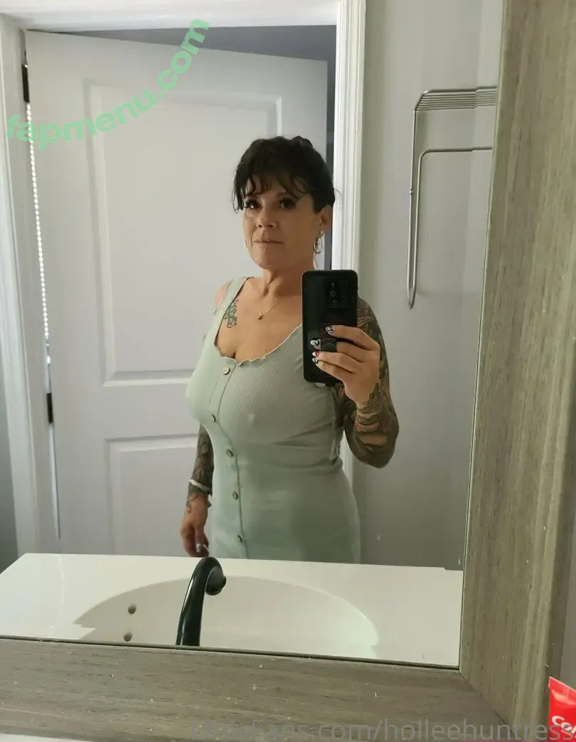 Hollee Huntress nude photo #0032 (hollee_huntress / holleehuntress)