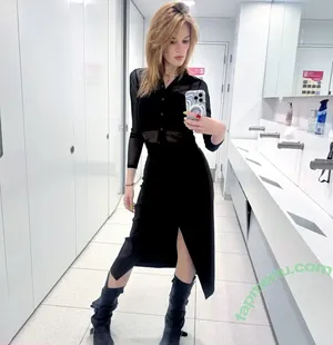 Hollie Bennett / pheonixb / tshaileybennett nude photo #0165