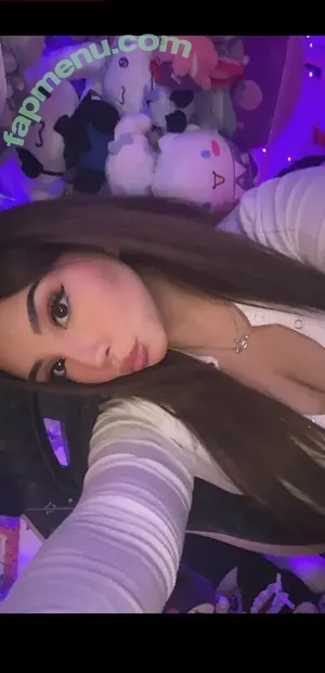 Hollie Jones / Lincoln / hollieraine nude photo #0015