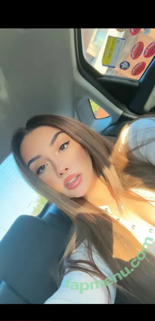 Hollie Jones nude photo #0012 (Lincoln / hollieraine)