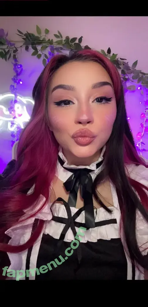 Hollie Jones nude photo #0023 (Lincoln / hollieraine)