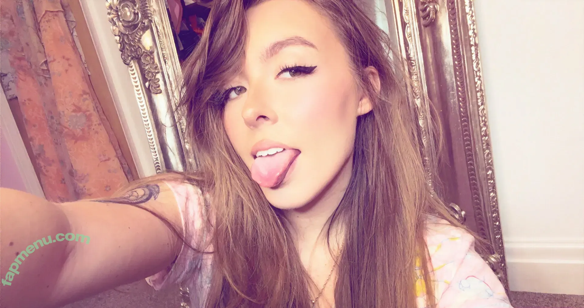 holliefyy nude photo #0027 (hollie.fy)