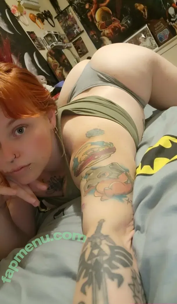 hollowedqueen nude photo #0004 (hollowedqueen)