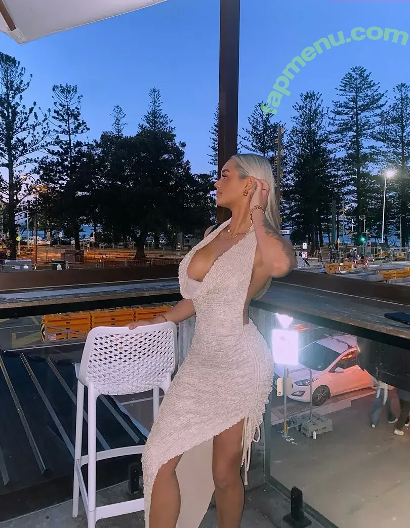 Holly Canning nude photo #0037 (hollycanning)