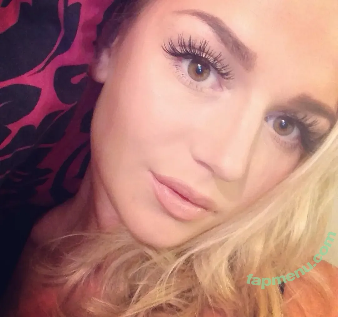 Holly Eriksson nude photo #0013 (Erica / Victoria A / hollyerikssonphotography)