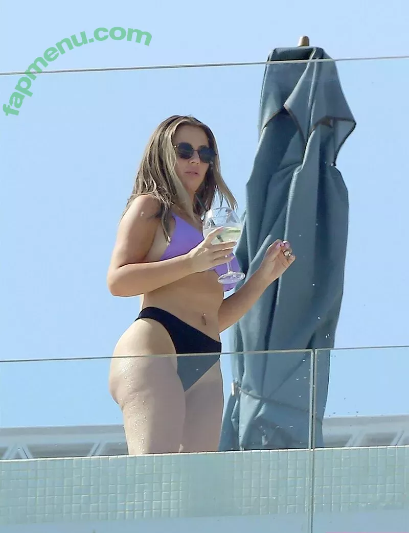 Holly Hagan nude photo #0139 (hollygshore / hollyhaganx)