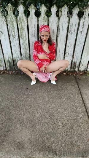 Holly Hendrix / hollyhendrix_ / hollyhendrixofficial nude photo #0015