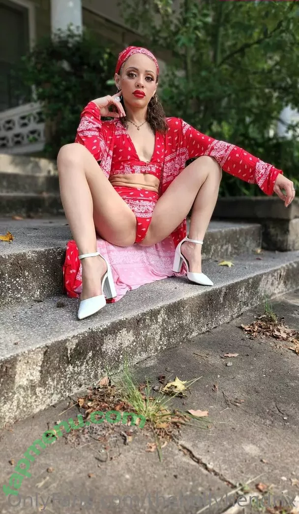 Holly Hendrix nude photo #0062 (hollyhendrix_ / hollyhendrixofficial)