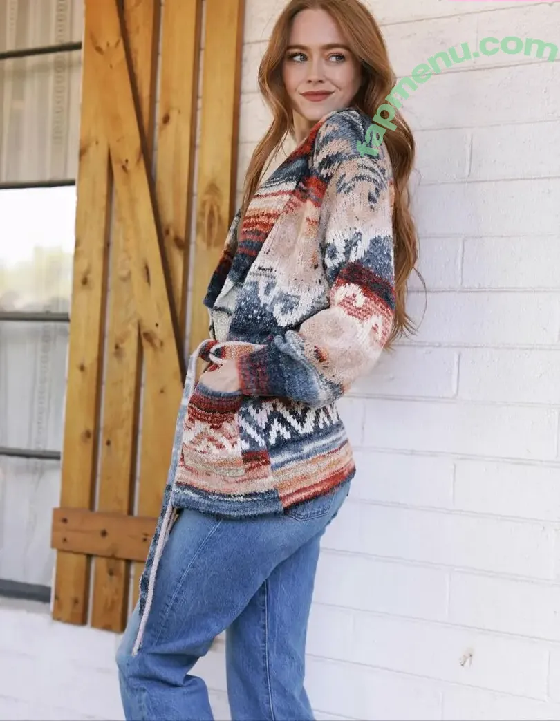 Holly Hicks nude photo #0086 (hollyyyhicks / melaniehicksxxx)