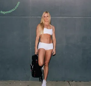 Holly Holm / 951825052 / hollyholm nude photo #0087